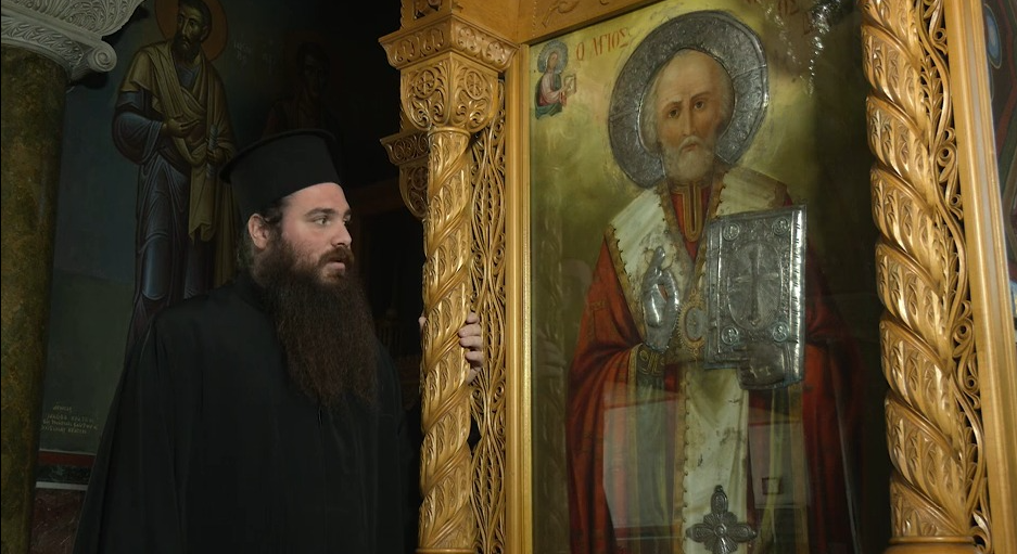 Ο Ιερός Ναός του Αγίου Διονυσίου του Αρεοπαγίτου στον Πειραιά