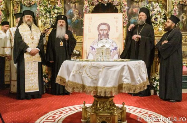 Η υποδοχή της Τιμίας Κάρας του Αγίου Γρηγορίου του Παλαμά στο Ιάσιο της Ρουμανίας