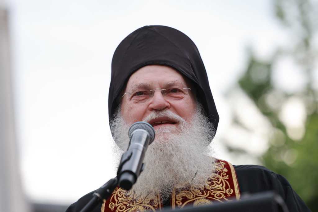 Ψηφιακό Αρχονταρίκι με Γέροντα Εφραίμ Βατοπαιδινό και Γέροντα Πέτρο, Ηγούμενο της Ιεράς Μονής Τιμίου Προδρόμου Έσσεξ