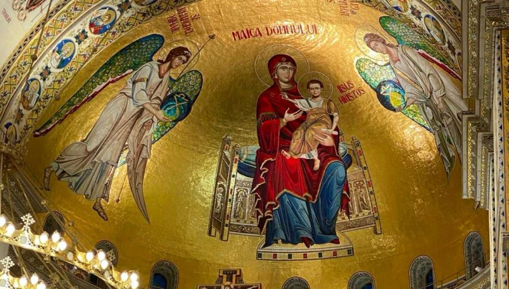 Αυτός είναι ο Καθεδρικός Ναός στο Βουκουρέστι που θα καθαγιαστεί την Κυριακή (ΦΩΤΟ)