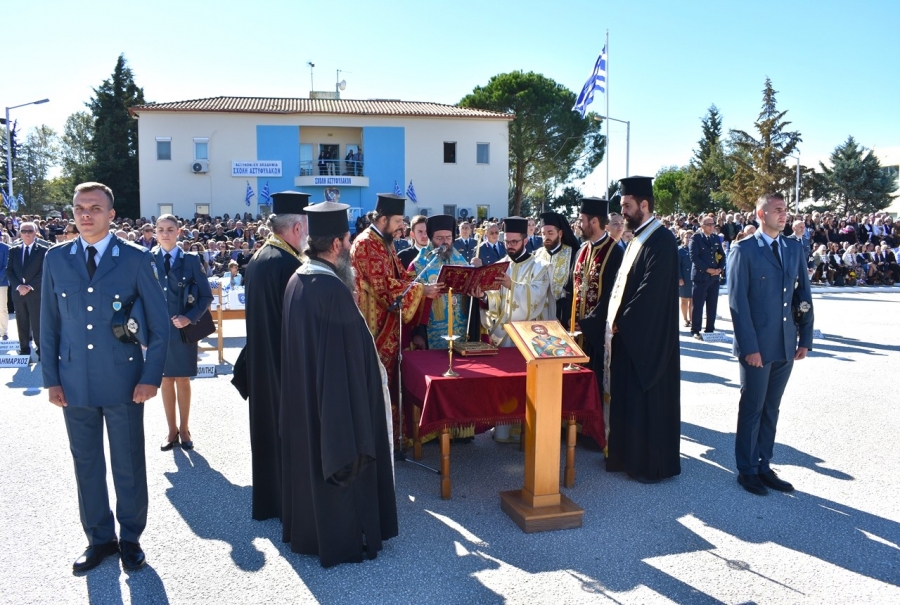 Ο Μητροπολίτης Μαρωνείας στην τελετή ονομασίας νέων Αστυφυλάκων στην Κομοτηνή