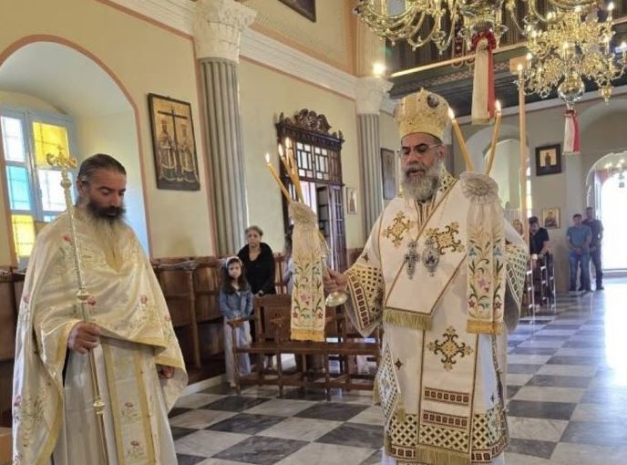 Ο Μητροπολίτης Χρυσόστομος στον Άγιο Ελευθέριο Σύμης και η έναρξη της κατηχητικής χρονιάς