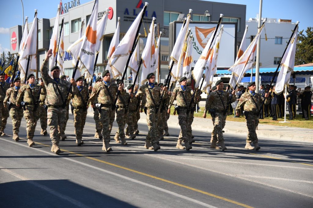 Λευκωσία: Εορτασμός της 65ης επετείου ανακήρυξης της ανεξαρτησίας της Κυπριακής Δημοκρατίας