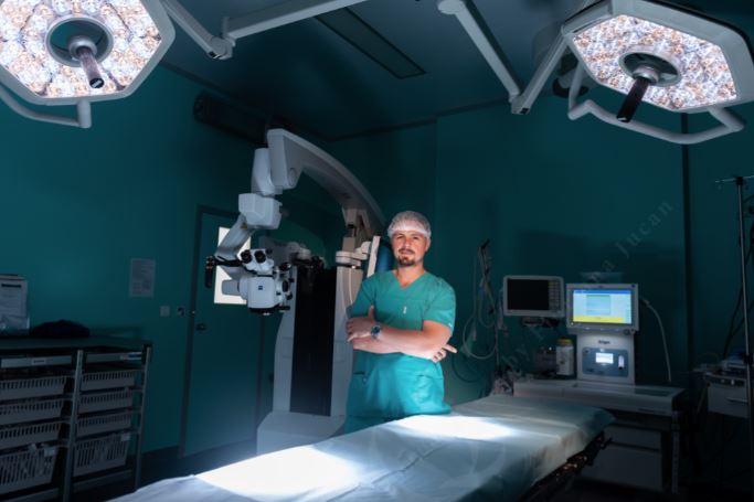 Ρουμάνος νευροχειρουργός αποκαλύπτει: “Χωρίς τον Θεό, ο άνθρωπος δεν μπορεί να πετύχει τίποτα”