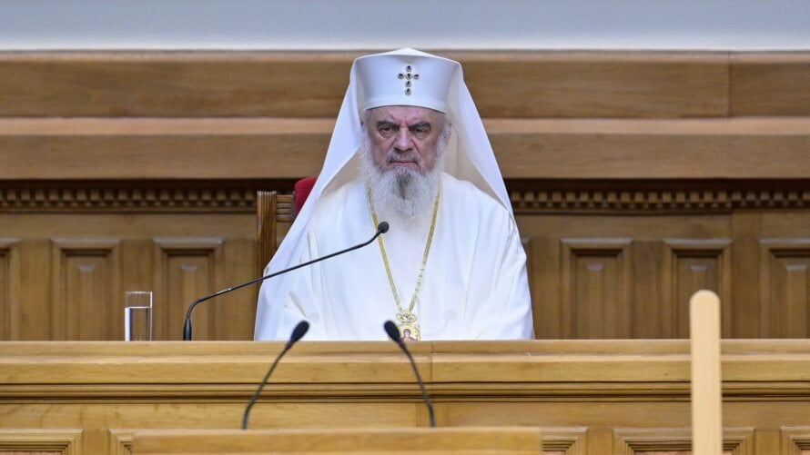 Romanian Patriarchate donates gilded silver reliquaries to Mount Athos for newly canonized Romanian Saints