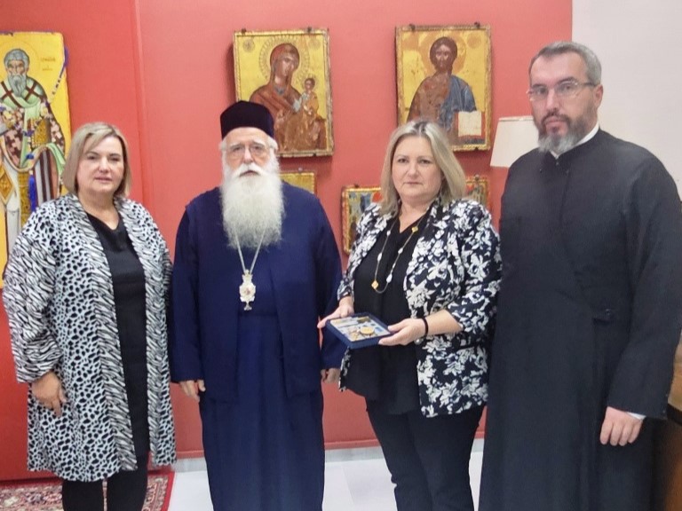 Η Αντιπεριφερειάρχης Τουρισμού και η Πρόεδρος του Περιφερειακού Συμβουλίου Θεσσαλίας και Πρόεδρος της ΕΚΠΟΛ στον Μητροπολίτη Δημητριάδος