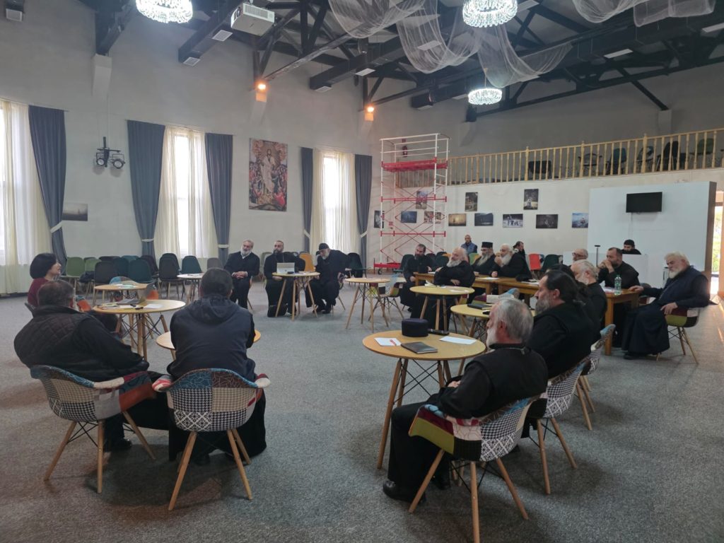 განახლდა გაცნობითი და საბაზო გადამზადების შეხვედრების ორგანიზება ეპარქიებში