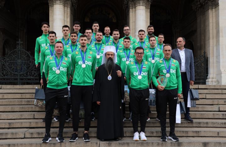 Българският патриарх Даниил поздрави и благослови Националния отбор по волейбол за техния успех