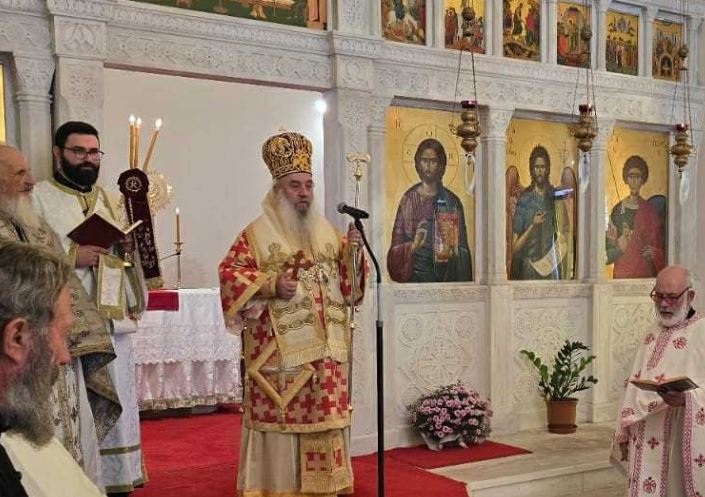 Mitropoliti i Gjirokastrës, Hirësia e Tij, z. Nathanail, meshoi në kishën e Shën Harallambit, në qytetin e Sarandës