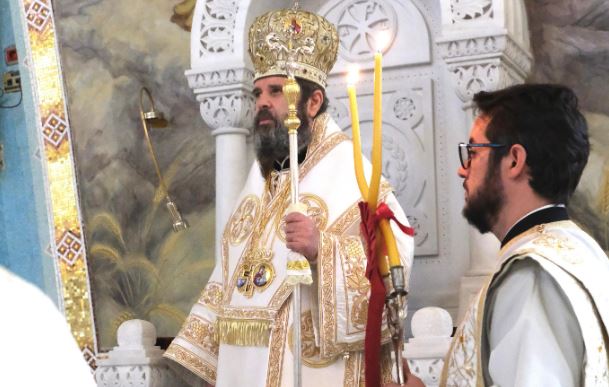 U zhvilluan  katedralen “Ngjallja e Krishtit” në Tiranë shërbesat e shenjta, Mëngjesorja dhe Liturgjia Hyjnore