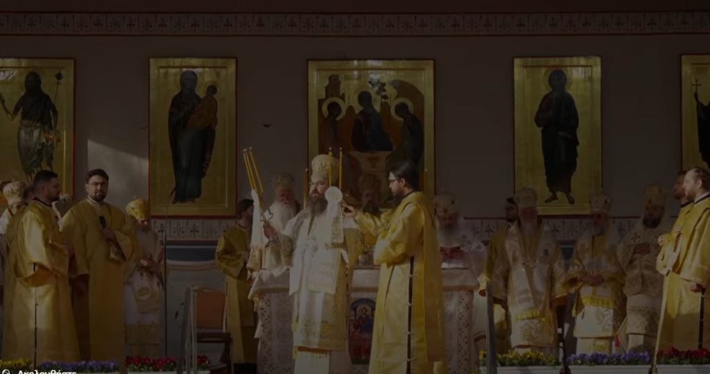 Festime madhështore në nderim të Shën Parashqevisë, shenjtores së madhe të Rumanisë, në Iasi, Rumani.