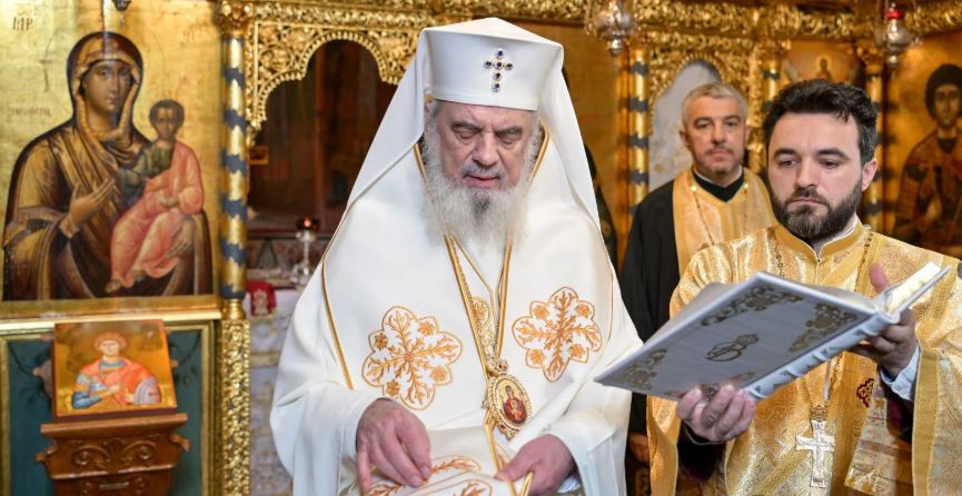 Hirotesii și înaintări în rang la Reședința Patriarhală: Încununare pentru comunități și slujitorii lor, spune Patriarhul Daniel