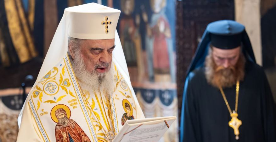 Patriarhul Daniel a sfințit racla pentru moaștele Sf. Dumitru Stăniloae. Urmează proclamarea locală a canonizării