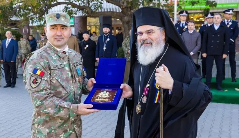 Episcopul Ignatie a primit Emblema de merit „Partener pentru apărare”