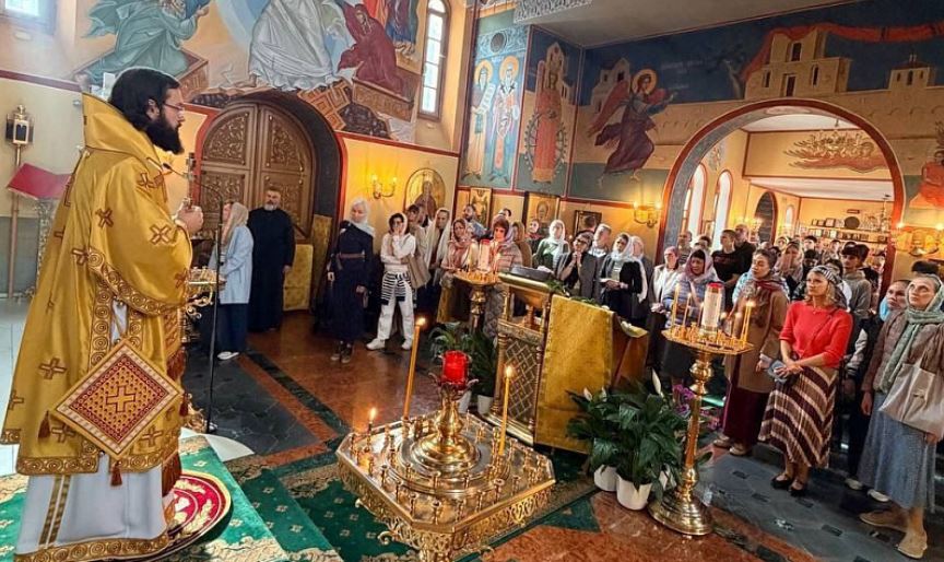 Митрополит Антоний совершил Божественную литургию в храме святой Екатерины в Риме