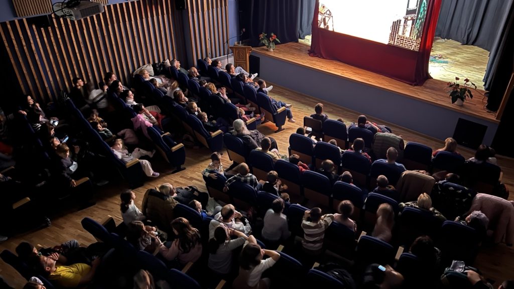 Η Εθνική Εορτή της 28ης Οκτωβρίου μέσα από το Θέατρο Σκιών, στο Πνευματικό Κέντρο της Ιεράς Μητροπόλεως Κίτρους