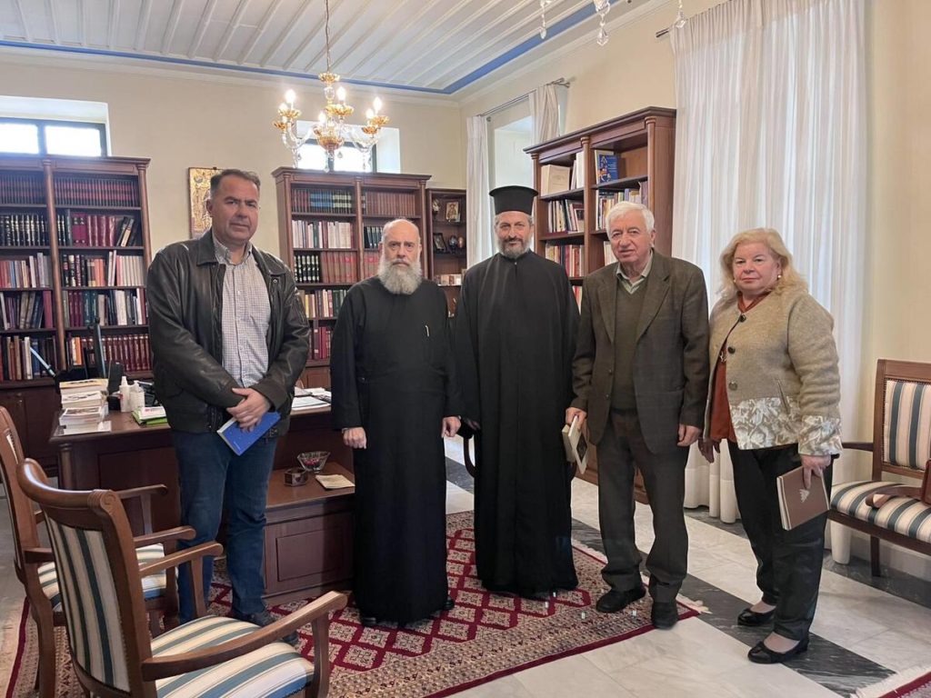 Εθιμοτυπική επίσκεψη του Συλλόγου Πολυτέκνων Ν. Καρδίτσας στον Μητροπολίτη Θεσσαλιώτιδος