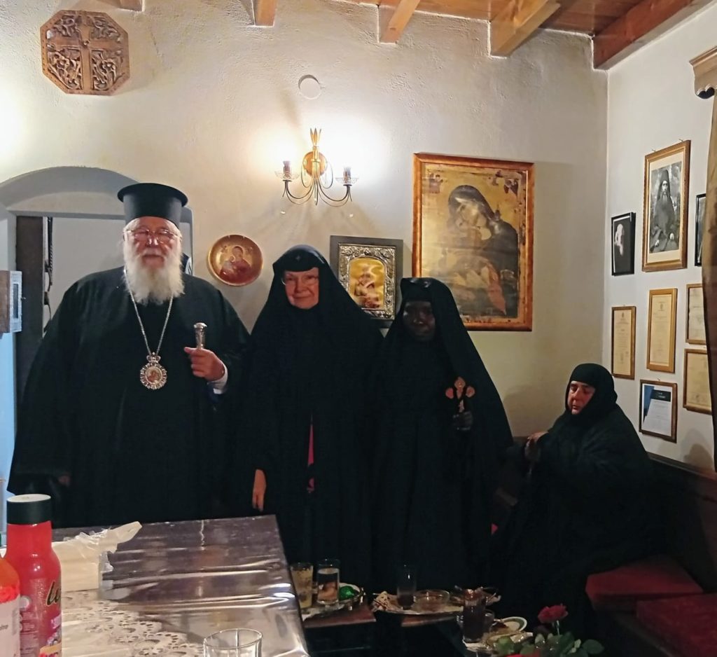 Κέρκυρα: Μέγας Εσπερινός και κουρά μοναχής στην Ιερά Μονή Αγίας Παρασκευής Σγουράδων