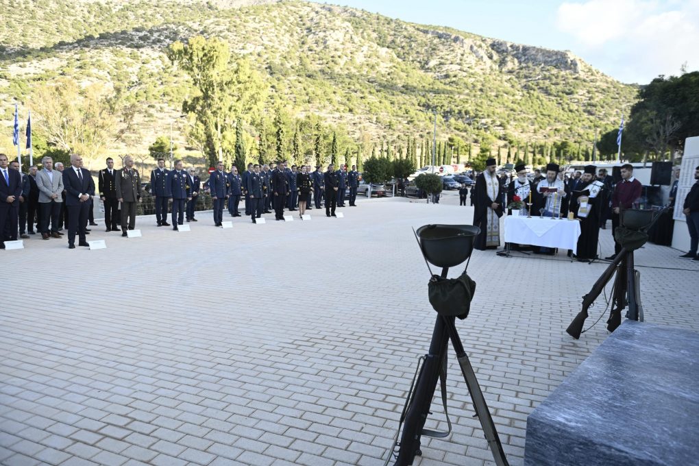 Επιμνημόσυνη δέηση υπέρ των Πεσόντων Αεροπόρων της Πολεμικής Αεροπορίας από τον Μητροπολίτη Γλυφάδας