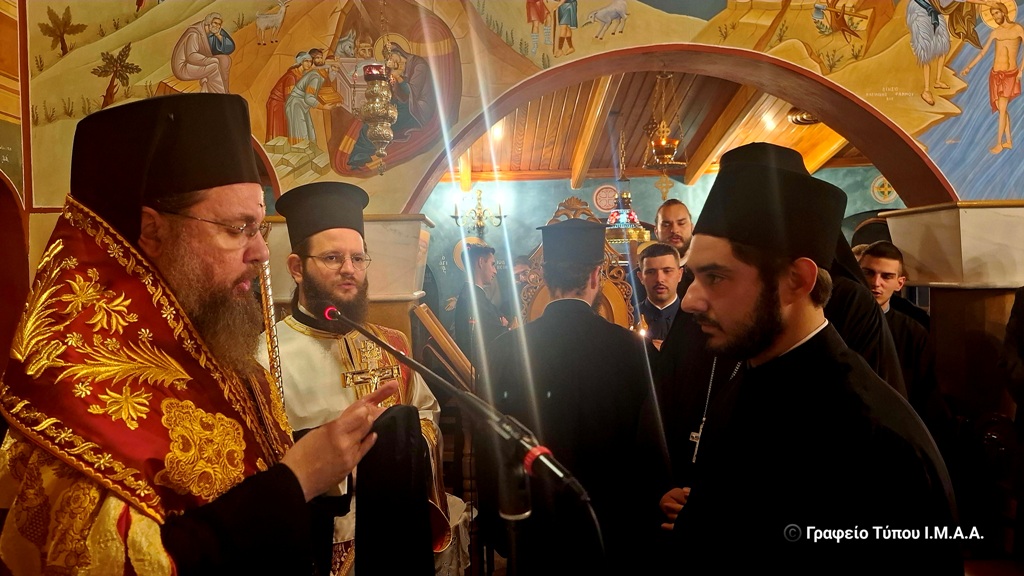 Κουρά μοναχού τέλεσε ο Μητροπολίτης Αιτωλίας και Ακαρνανίας
