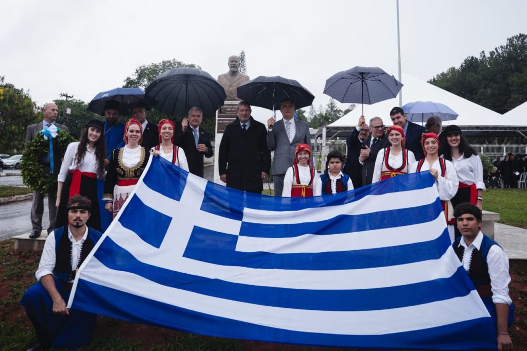 Η προτομή του Ελευθερίου Βενιζέλου κοσμεί πλέον την Πρεσβεία της Ελλάδας στη Βραζιλία