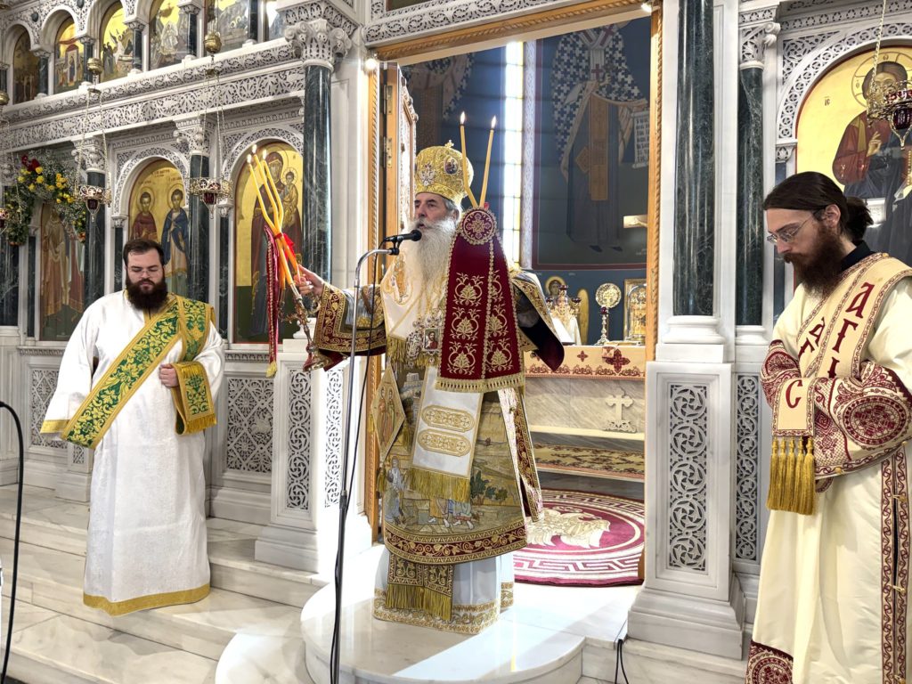 Πειραιώς Σεραφείμ: Οι Άγιοι Κοσμάς και Δαμιανός όλα τα οφείλουν στην Αγία τους μητέρα, την Θεοδότη