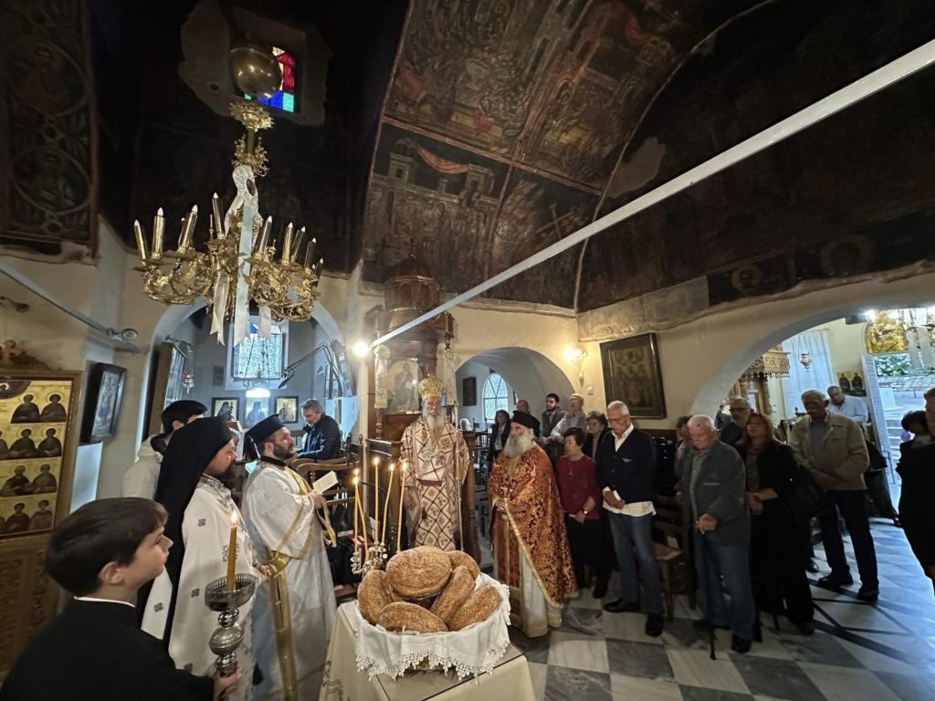 Ο Μητροπολίτης Ύδρας στην πανηγυρίζουσα Ιερά Μονή Αγίων Αναργύρων Ερμιόνης