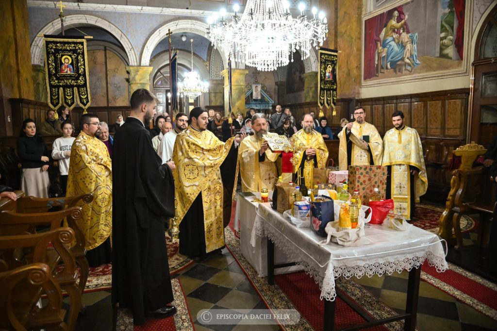 Clerici din România și Serbia s-au reunit pentru rugăciune și cateheză la o veche parohie românească din Banatul Sârbesc