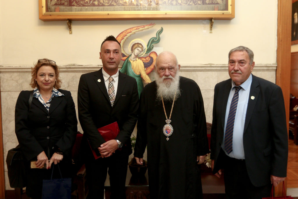 Στον Αρχιεπίσκoπο Ιερώνυμο αντιπροσωπεία της Πανελλήνιας Ομοσπονδίας Συλλόγων Εθελοντών Αιμοδοτών