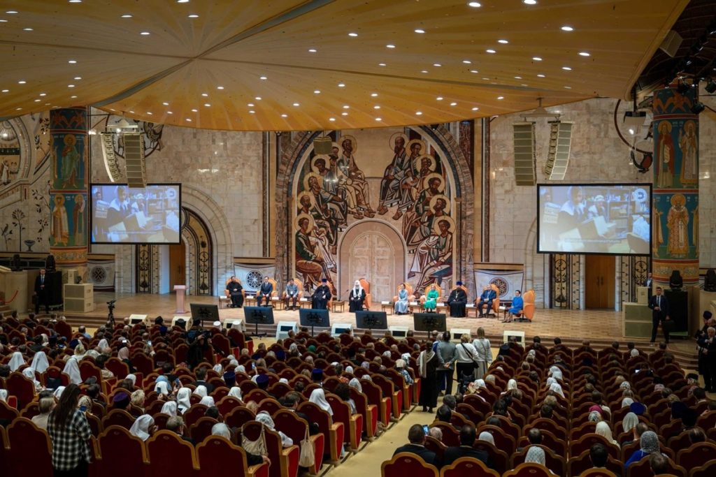 Святейший Патриарх Кирилл поблагодарил руководство частных клиник, которые добровольно отозвали свои лицензии на аборты