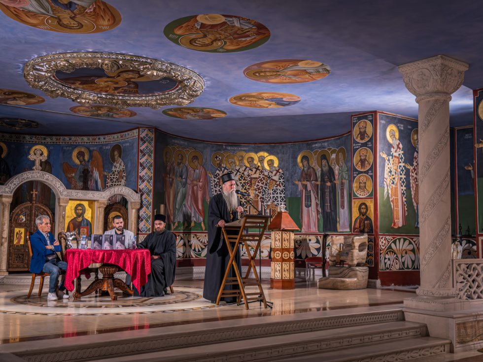 Представљена књига ,,Драги мој мучениче” у крипти подгоричког Саборног храма