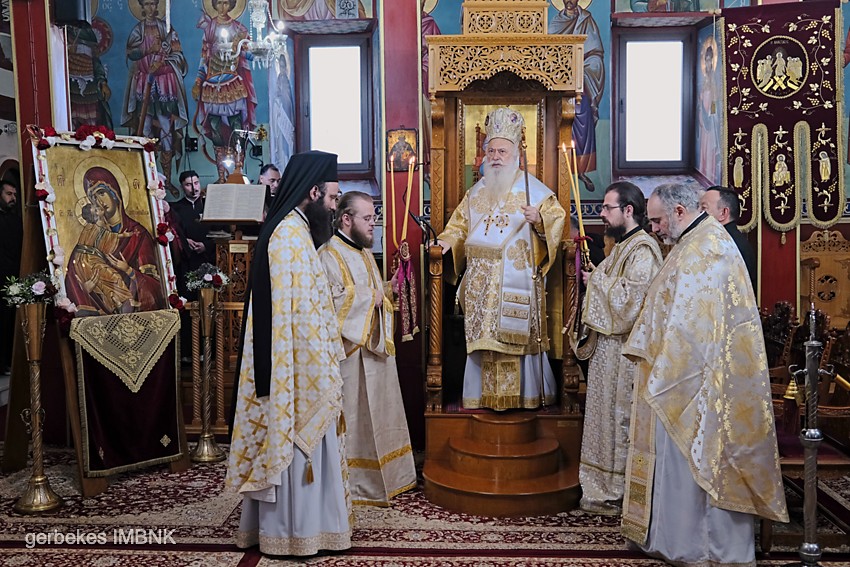 Αρχιερατική λειτουργία στη Βραχιά Θεσσαλονίκης