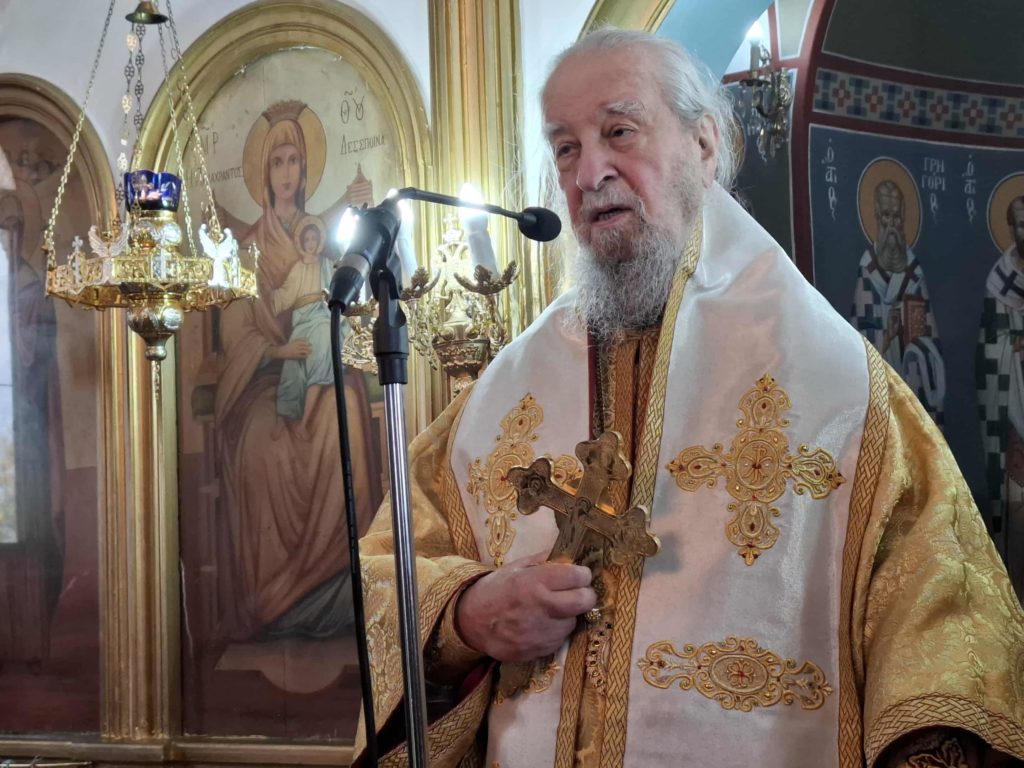 Αρχιερατική Θεία Λειτουργία στον Ι.Ν. Αγίας Παρασκευής στο Πυργί Αυλωναρίου