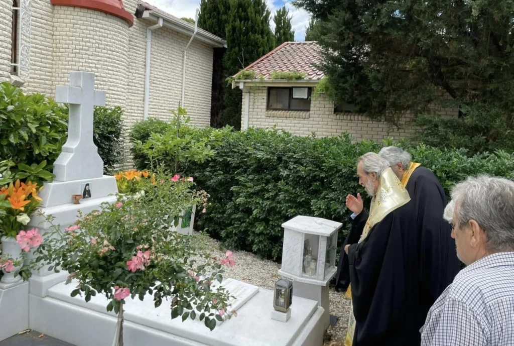 Sydney: Trisagion at the grave of the late Archbishop Stylianos of Australia