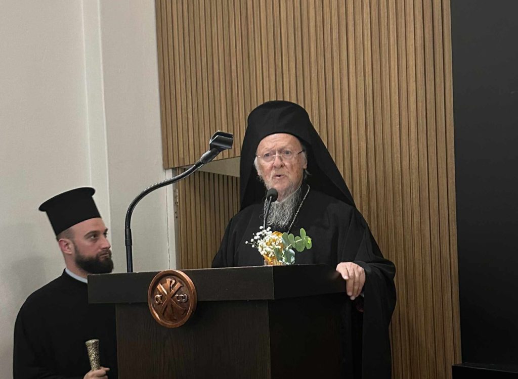 Ο Οικουμενικός Πατριάρχης στην Κοινότητα Μεγάλου Ρεύματος για την εορτή της Συνάξεως των Παμμεγίστων Ταξιαρχών