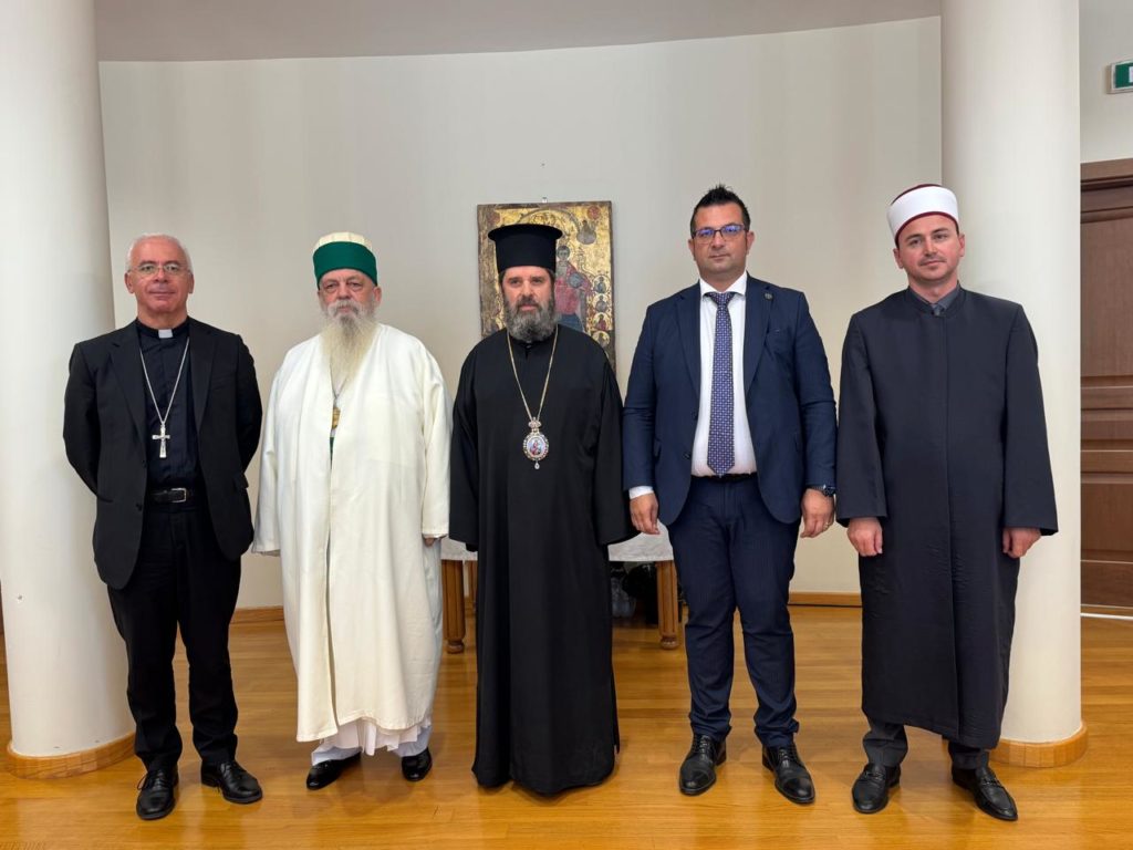 Το Διαθρησκειακό Συμβούλιο της Αλβανίας σταθερό στη θέση του για την «Ισότητα των Φύλων»