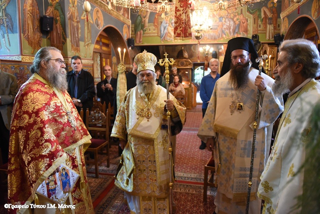 Αρχιερατικό Συλλείτουργο στη Μάνη για την εορτή των Παμμεγίστων Ταξιαρχών