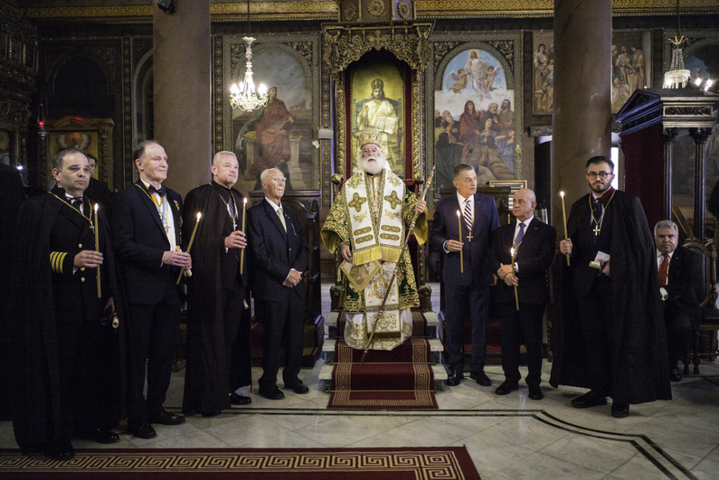 Xειροθεσία έξι νέων Οφφικιάλων από τον Πατριάρχη Αλεξανδρείας Θεόδωρο