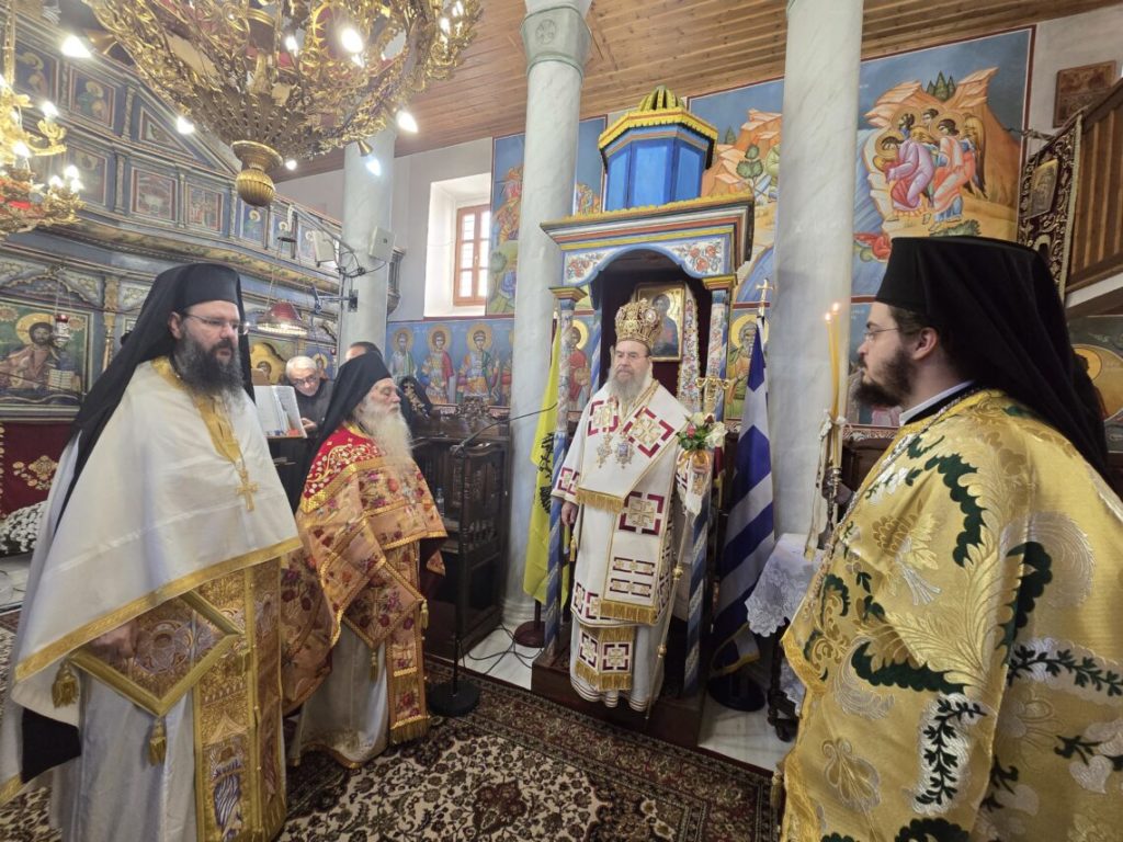 Ιερισσού Θεόκλητος: “Ο Ευαγγελιστής Ματθαίος μας ζητεί να ακούσουμε το Ευαγγέλιο του Χριστού”