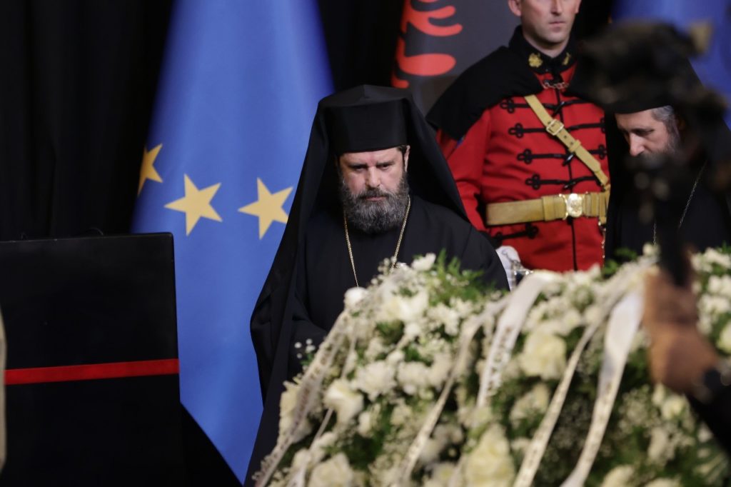 Ο Αλβανίας Ιωάννης στην κηδεία του Φάτος Νάνο