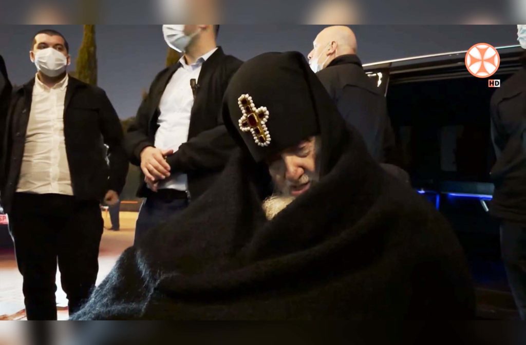 სამების ტაძარში მორიგი საყოველთაო ნათლობა ჩატარდა (ვიდეო)