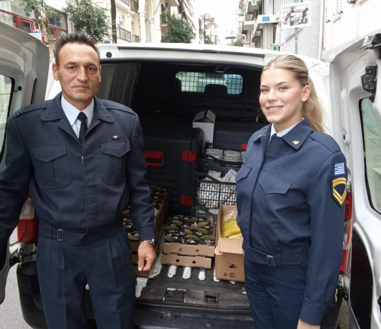Προσφορά Γευμάτων της Πολεμικής Αεροπορίας στις Τράπεζες Αγάπης της Μητροπόλεως Θηβών