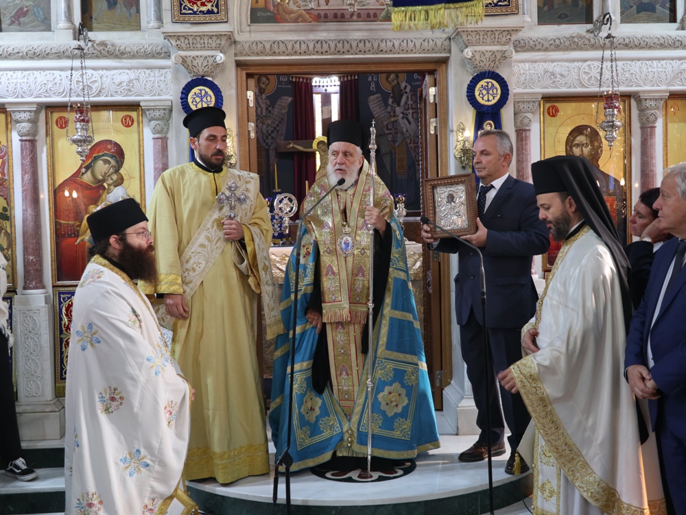 Ο Σύρου Δωρόθεος συναντήθηκε με τους εν Αθήναις Σεριφίους