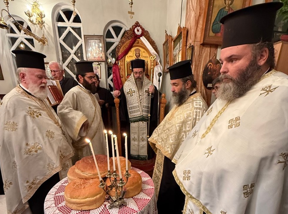 Η εορτή του Αγίου Νεκταρίου στο χωριό της Χίου που δίδαξε ως δάσκαλος 