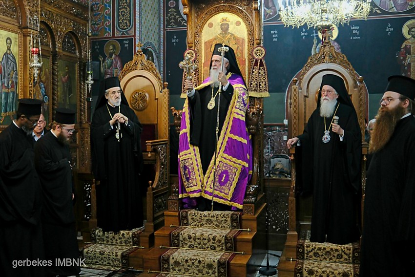 Μέγας πολυαρχιερατικός εσπερινός για την Αγία Αικατερίνη, πολιούχο της Κατερίνης