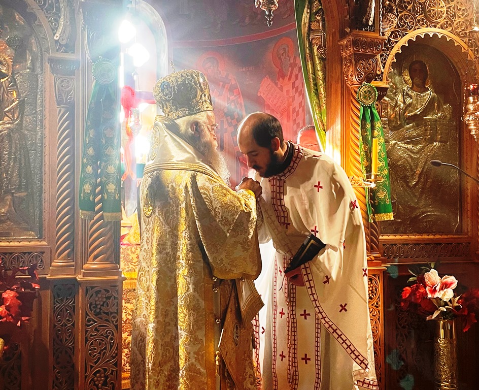 Χειροτονία νέου Πρεσβυτέρου από τον Μητροπολίτη Δημητριάδος στη Μονή Χρυσοπηγής