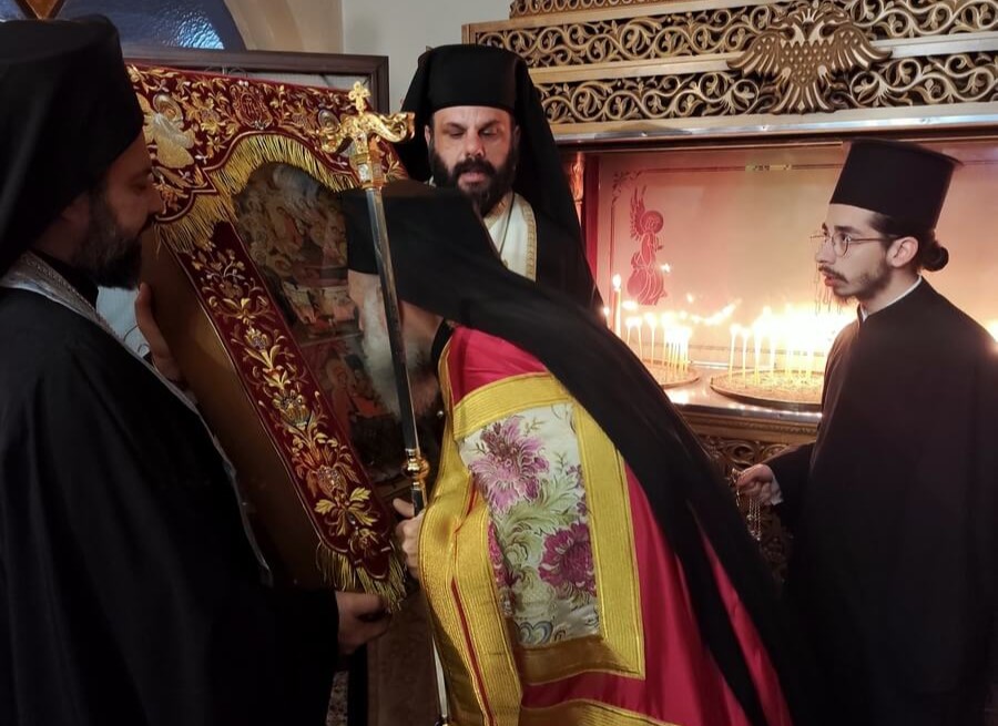 Η δίζωνη εικόνα της Υπεραγίας Θεοτόκου και ο Εσπερινός του Aγίου Νικολάου στον Ι.Ν. Αγίου Νικολάου Φαρσάλων
