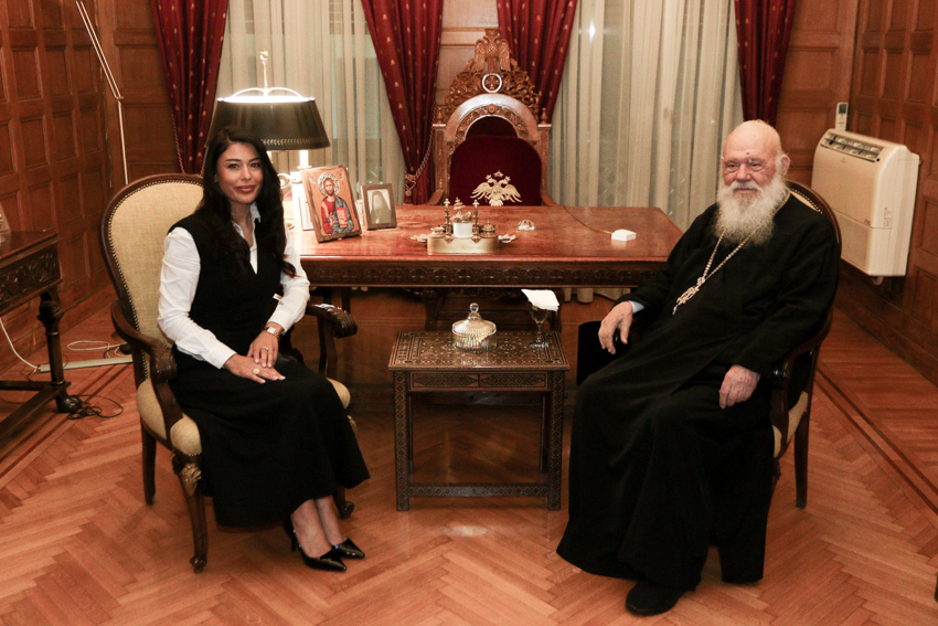Συνάντηση Αρχιεπισκόπου με την Πρόεδρο της «ΦΩΝΗΣ ΛΟΓΙΚΗΣ»