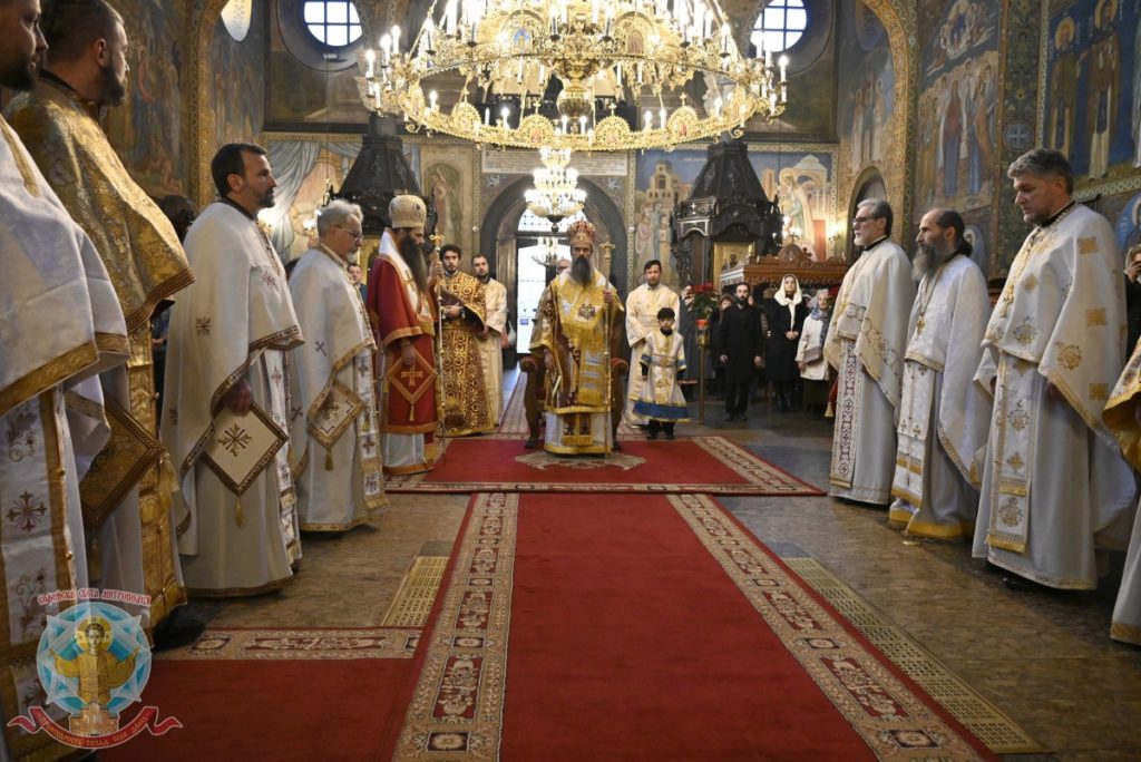 Патриаршеска литургия и две ръкоположения на Игнажден