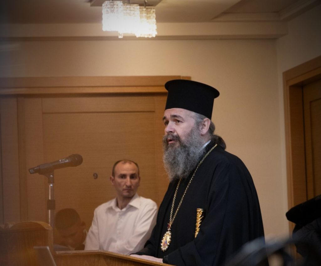 Ομιλία του Μητροπολίτου Ειρηναίου στη Σχολή Γονέων Φλώρινας με θέμα: «Η απόσταση ανάμεσα στον γονιό και στο παιδί»